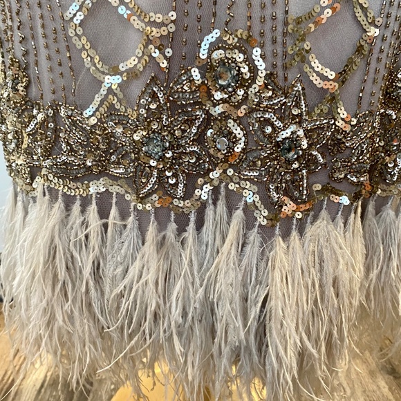 Sue Wong Great Gatsby Silver short cocktail dress w/ sequins & feathers - Picture 7 of 8
